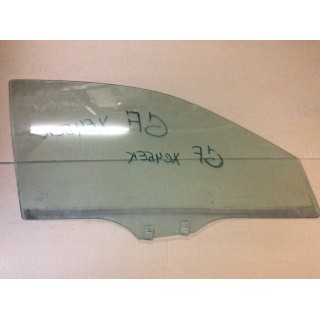 GE4T58511 Front right glass Mazda 626 GF 