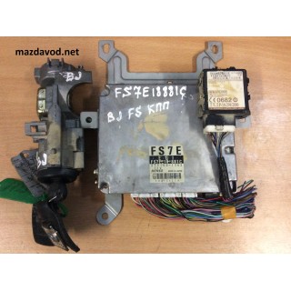 FS7E18881C Mazda Engine control Unit 